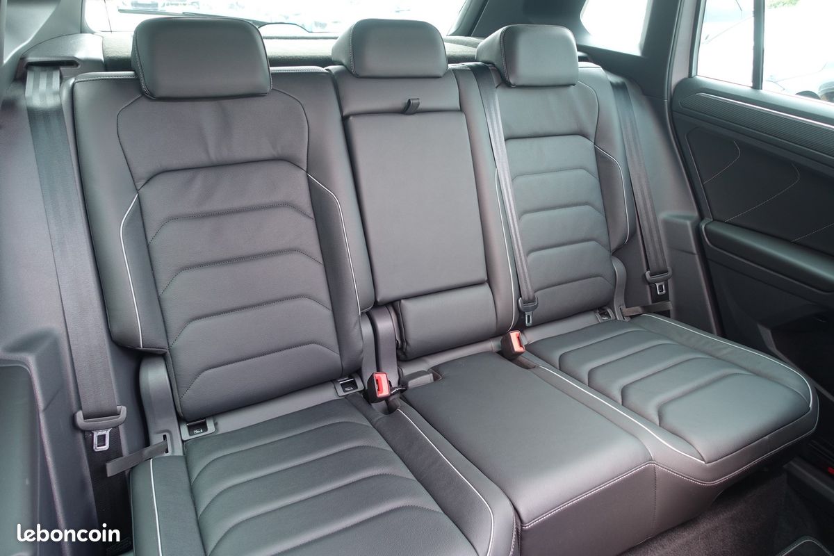 Tiguan E Hybride Rechargeable 245ch R-Line DSG Digital Cockpit/Toit ouvrant/Cuir chauffant/Grand Gps/Caméra 360°/Carplay/Accès confort/1°Main/Garantie 12 mois (image 8)