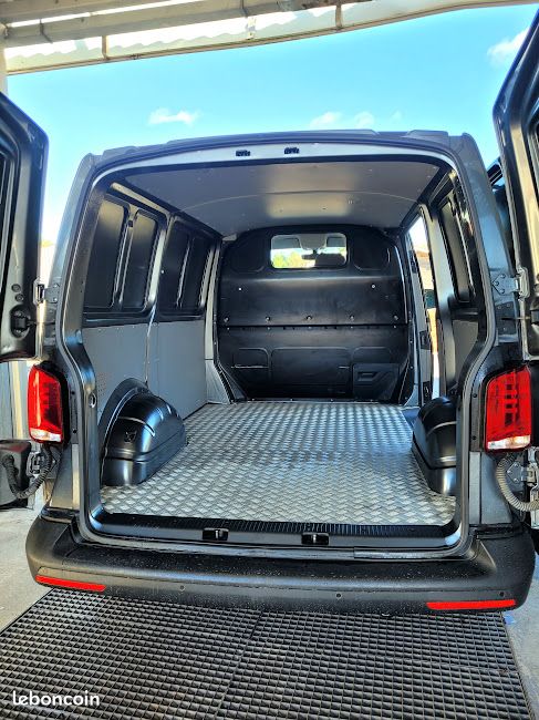VW TRANSPORTER T6.1 Gris Iridium - 04/21 - 144Mkm - Usage Autoroutier/Etat +++/CarPLAY/Suivi VW/Révisé/Plancher Inox/TVA (image 4)