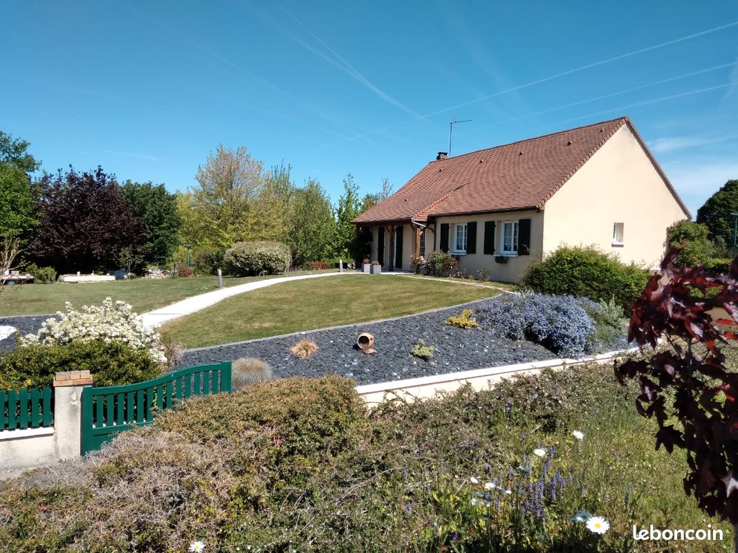 Maison 9 pièces 138 m² · à Laigné-Saint-Gervais · 138 m² · 245 000 €