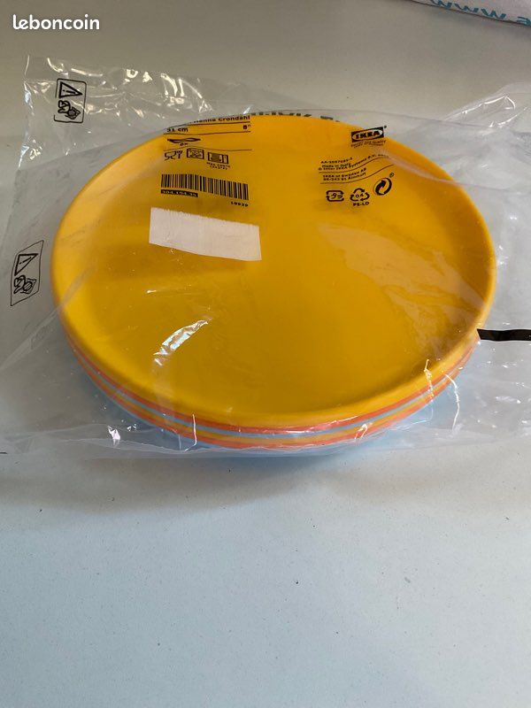 6 assiettes plastique multicolore Ikéa (image 2)