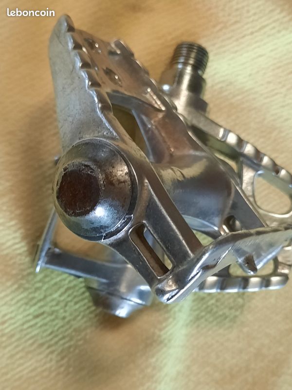1 paire de pédales de siège arrière de vélo durable Pièces de cyclage