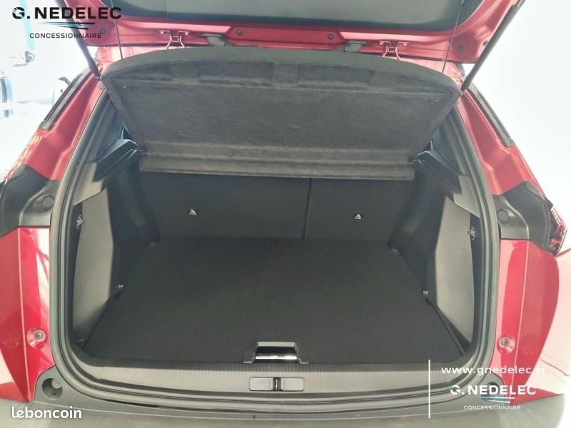 Peugeot 2008 1.2 PureTech 130ch S&S GT EAT8 (image 6)