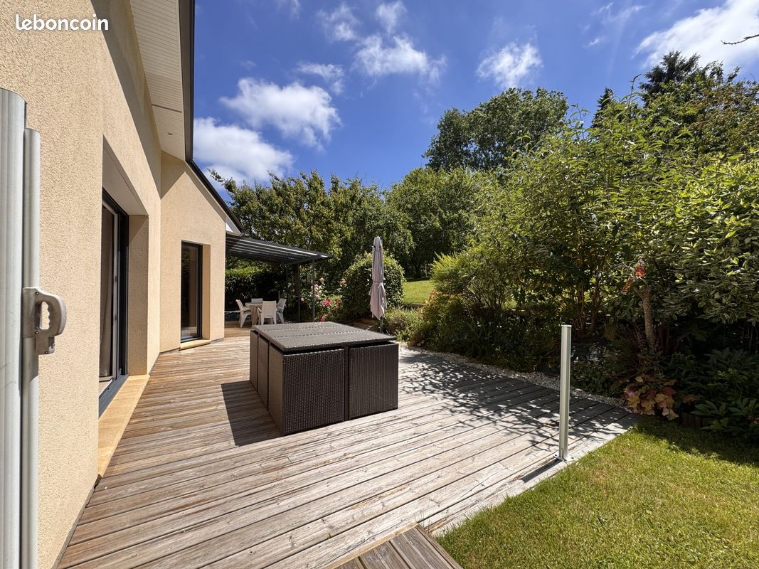 Maison 4 pièces 125 m² · à La Rivière-Saint-Sauveur · 125 m² · 470 250 €