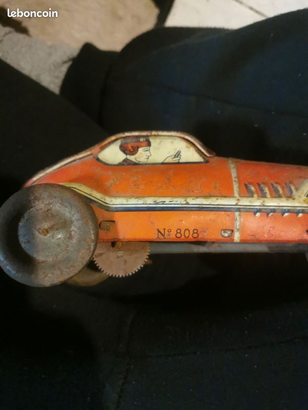 ANCIENNE PLAQUE TOLE lithographiée Bougie GURTNER automobilia pin up