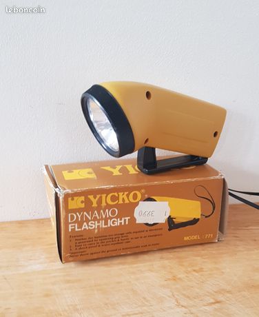 ANCIENNE LAMPE DE POCHE LUCIFER DYNAMO BREVETE SGDG MF C3946 Argenté