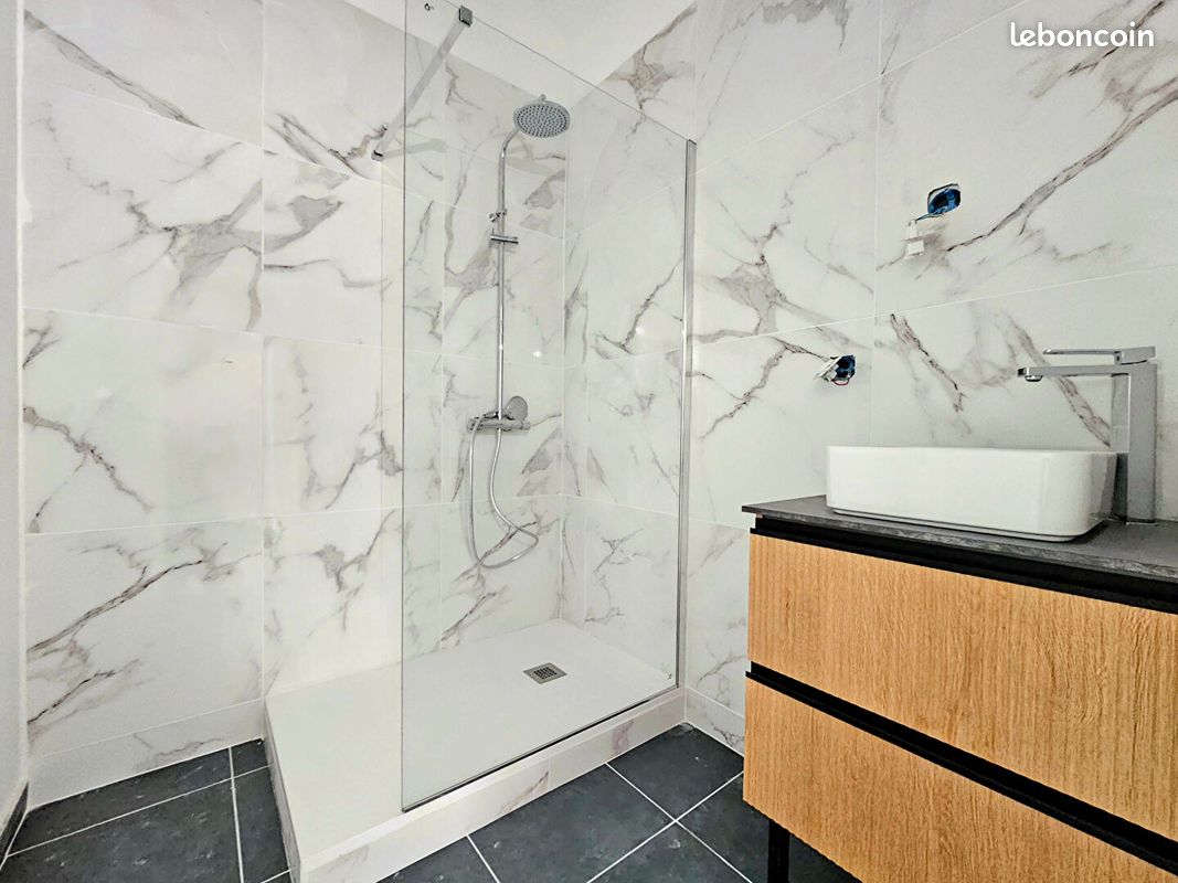 Appartement a louer romans-sur-isere - 3 pièce(s) - 75 m2 - Surfyn