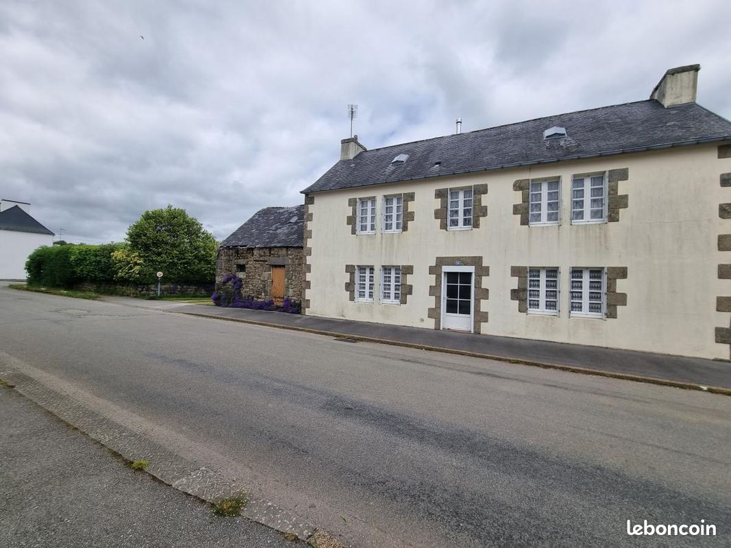 Maison 4 pièces 131 m² · à Plogonnec · 131 m² · 262 500 €