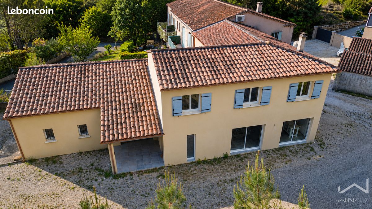 Maison 6 pièces 190 m² · à Saint-Restitut · 190 m² · 335 000 €