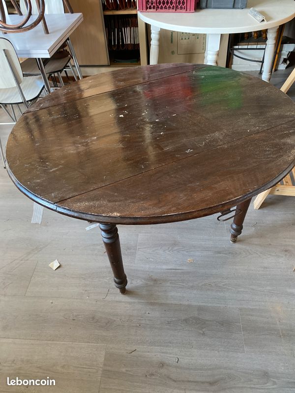 Ancienne table ronde (image 1)