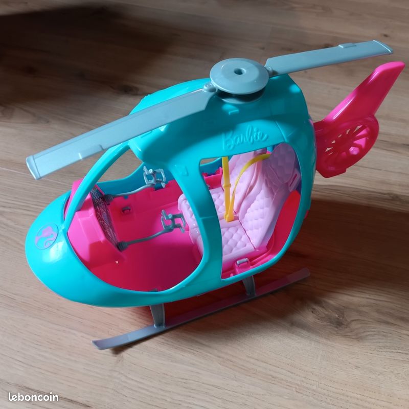Hélicoptère barbie (image 1)