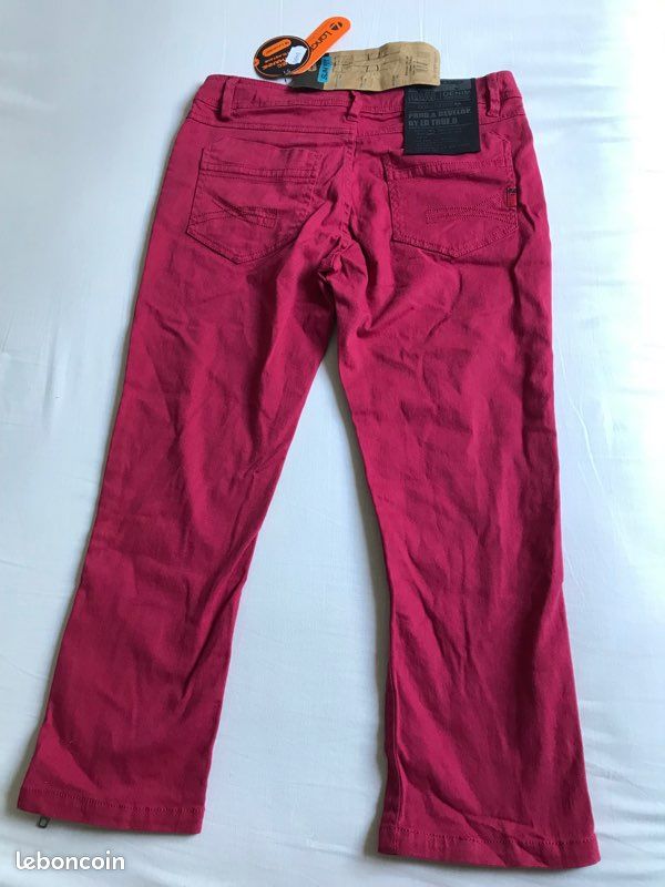 Jean neuf avec étiquette taille 36 (image 4)