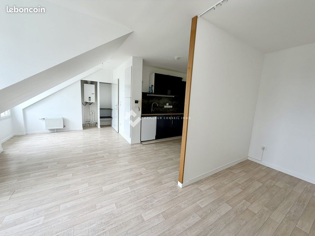 Studio 1 pièce 33 m² (image 2)