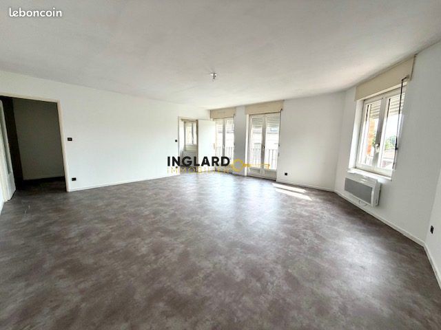 Appartement 4 pièces 93 m² · à Bourbourg · 93 m² · 700 €