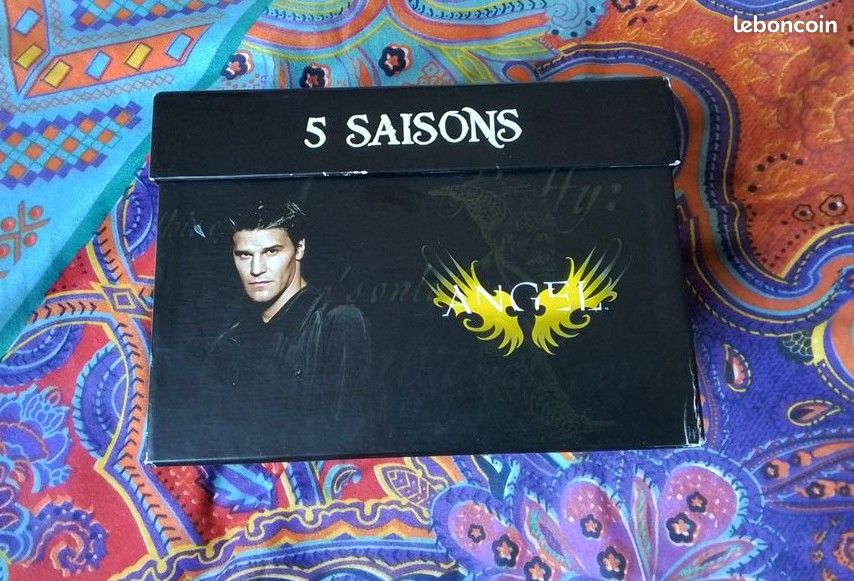 Coffret dvd Série Angel Série complète (image 4)