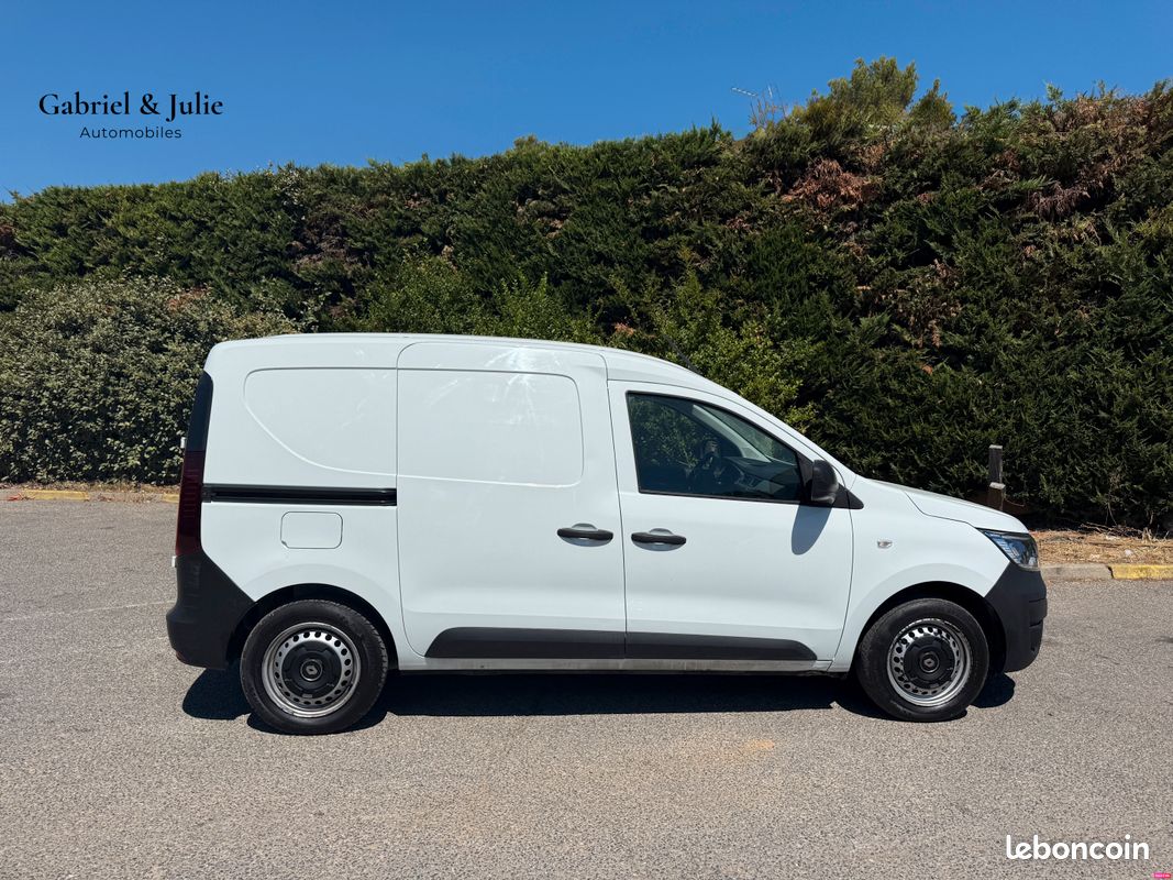 RENAULT Express Van1.5 dCi S&S 75 ch Confort 2 places TVA récupérable (image 4)