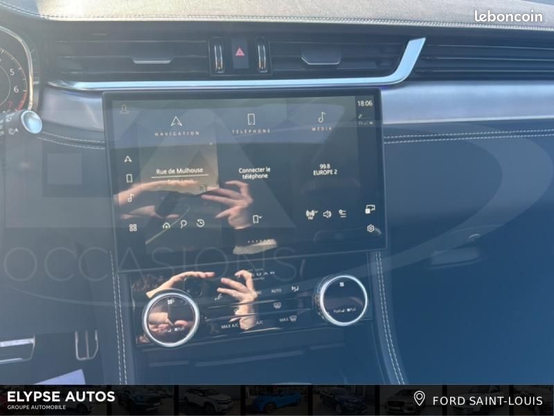 Jaguar F-Pace P400e Plug-in-Hybrid R-Dynamic HSE BVA8 AWD (image 17)