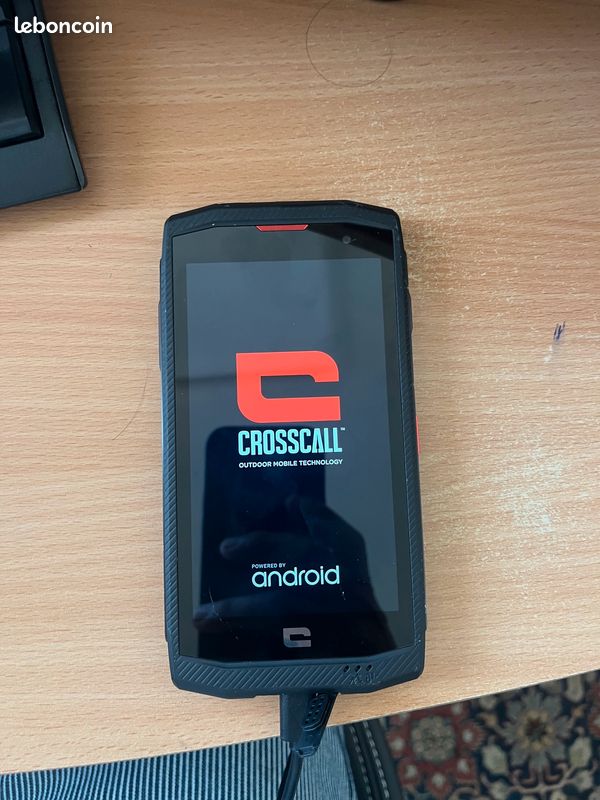 Crosscall Trekker X3 (image 1)