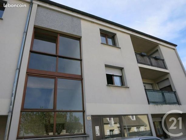 Studio 1 pièce 19 m²
