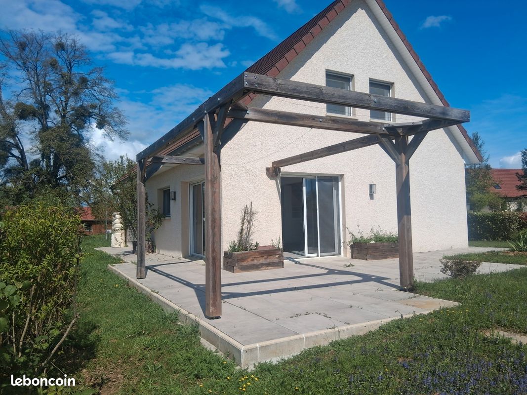 Maison 5 pièces 140 m² · à Évans · 140 m² · 284 000 €