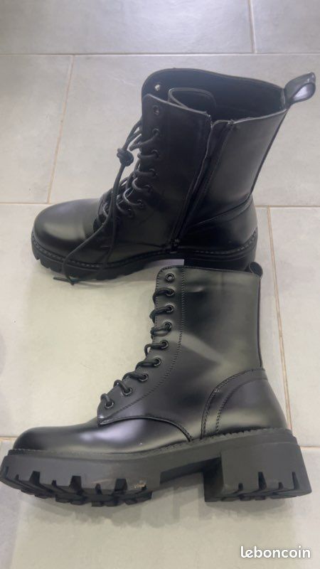Bottes noires élégantes taille 40 (image 2)