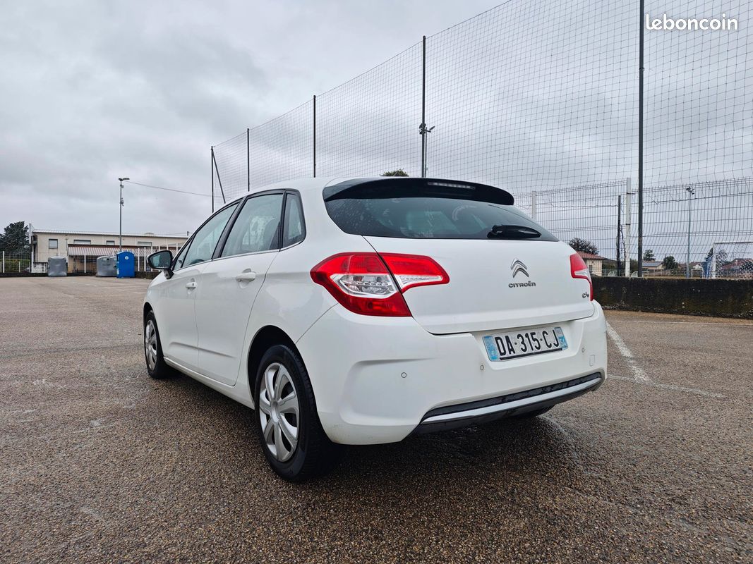 Citroën C4 1.6L VTi 120CH Confort - Suivi Citroën Complet - Radar - Garantie 🛡️ (image 3)