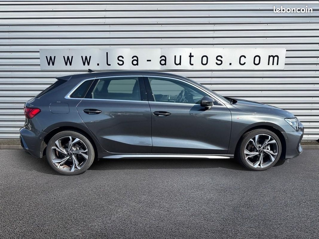 AUDI A3 SPORTBACK 40 TFSI e 204 S-Tronic 6 S-line (image 5)