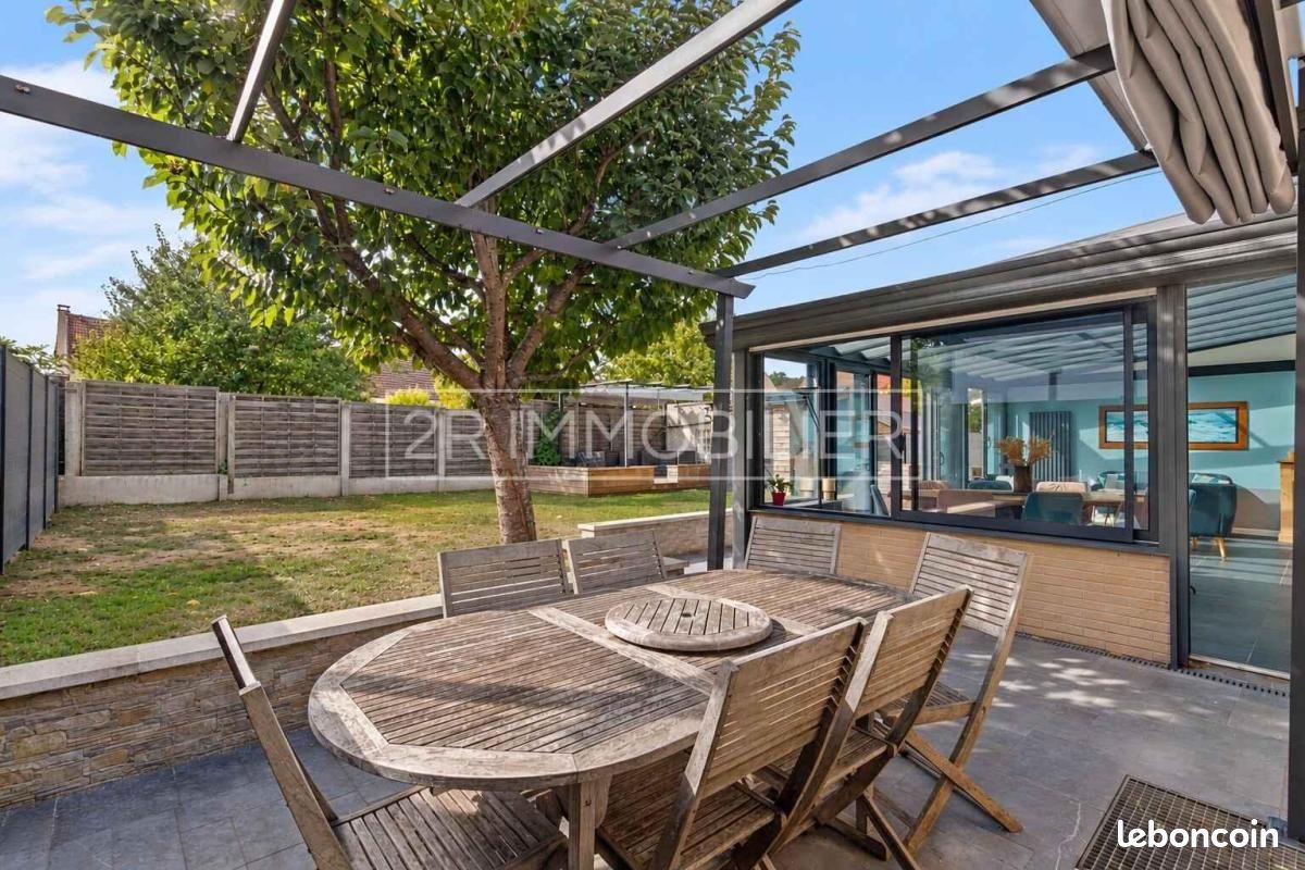Maison 7 pièces 200 m² · à Bussy-Saint-Georges · 200 m² · 549 900 €