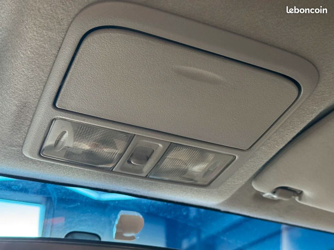 Mitsubishi PAJERO 3.2 DID 200ch (image 20)