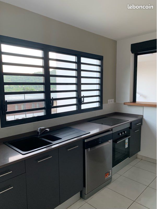 Appartement 3 pièces 70 m² · à Remire-Montjoly · 69,5 m² · 226 000 €