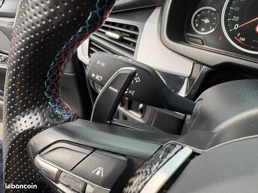 BMW X6 F16 xDrive30d 258 ch M Sport A avec TOIT OUVRANT / CAMERA / CARPLAY / SIEGES CHAUFFANTS (image 17)