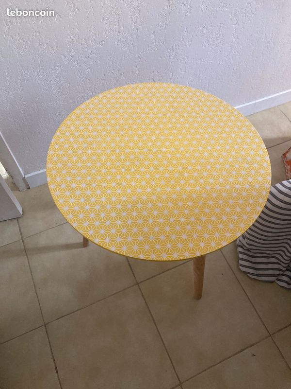 Petite table (image 2)