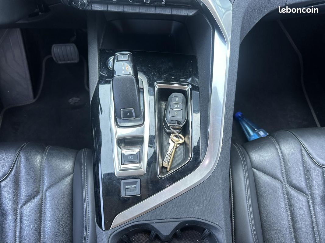 PEUGEOT 3008 1.5 BlueHDi S&S - 130 - BV EAT8 II Allure - GARANTIE 12 MOIS (image 18)