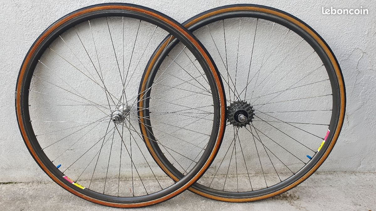 Moyeu roue avant maillard anodisé or neuf - Équipements vélos