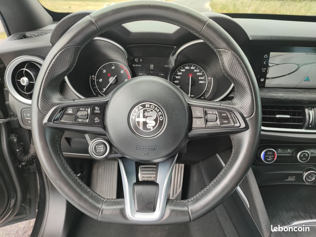 ALFA ROMEO STELVIO MY22 2.2 D 160 ch AT8 Super (image 15)
