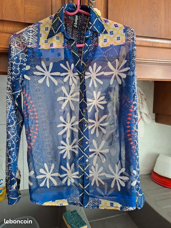 Chemisier Desigual Noir Taille 36 - Occasion En Très Bon état, Coupe Classique