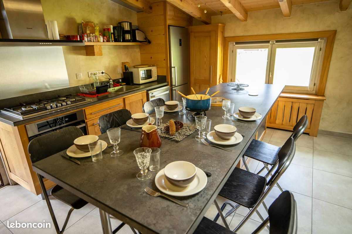 Appartement 4 pièces 82 m² · à Bellevaux · 82 m² · 1 200 €
