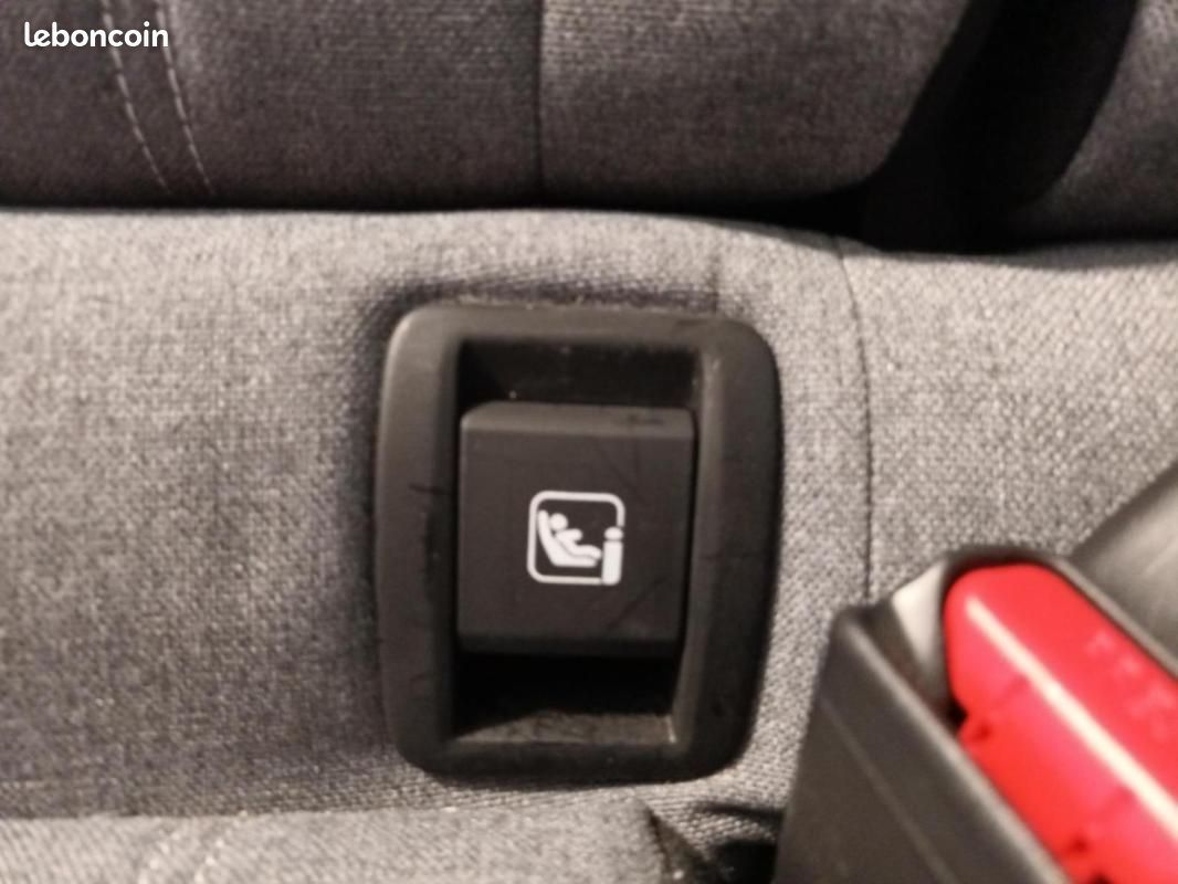 Renault Mégane E-TECH EV40 130ch standard charge Equilibre (image 19)