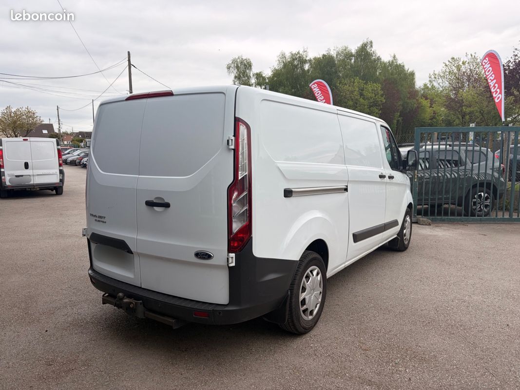 FORD TRANSIT 2.0 TDCI 140cv L2H1 Limited 1er main Bva (image 4)