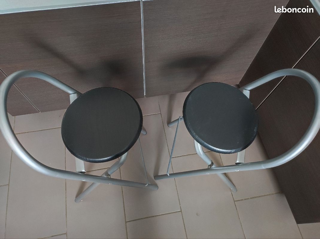 Lot de deux tabourets de bar noir (image 3)