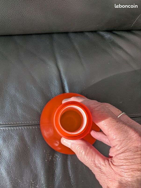 Vase (image 3)