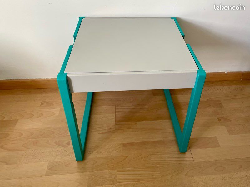 Petite table enfant (image 1)