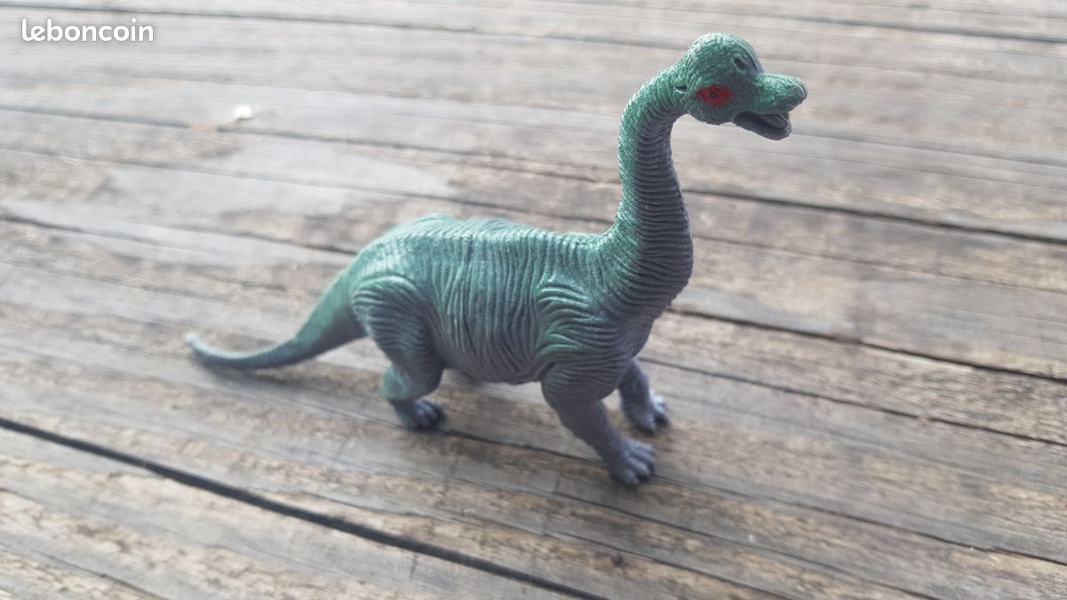 Dinosaure figurine (image 2)