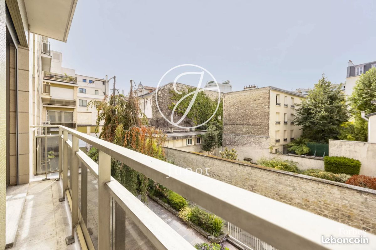 Appartement 3 pièces 68 m² · à Paris · 68 m² · 860 000 €