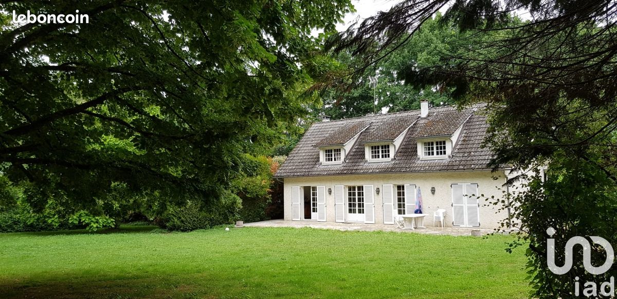 Maison 7 pièces 171 m² · à Triguères · 171 m² · 355 000 €