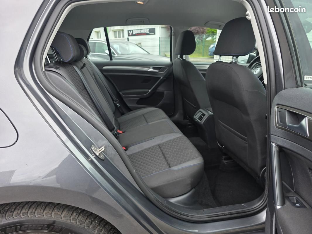 Volkswagen Golf 1.6 TDI 115 FAP BVM5 Connect (image 21)