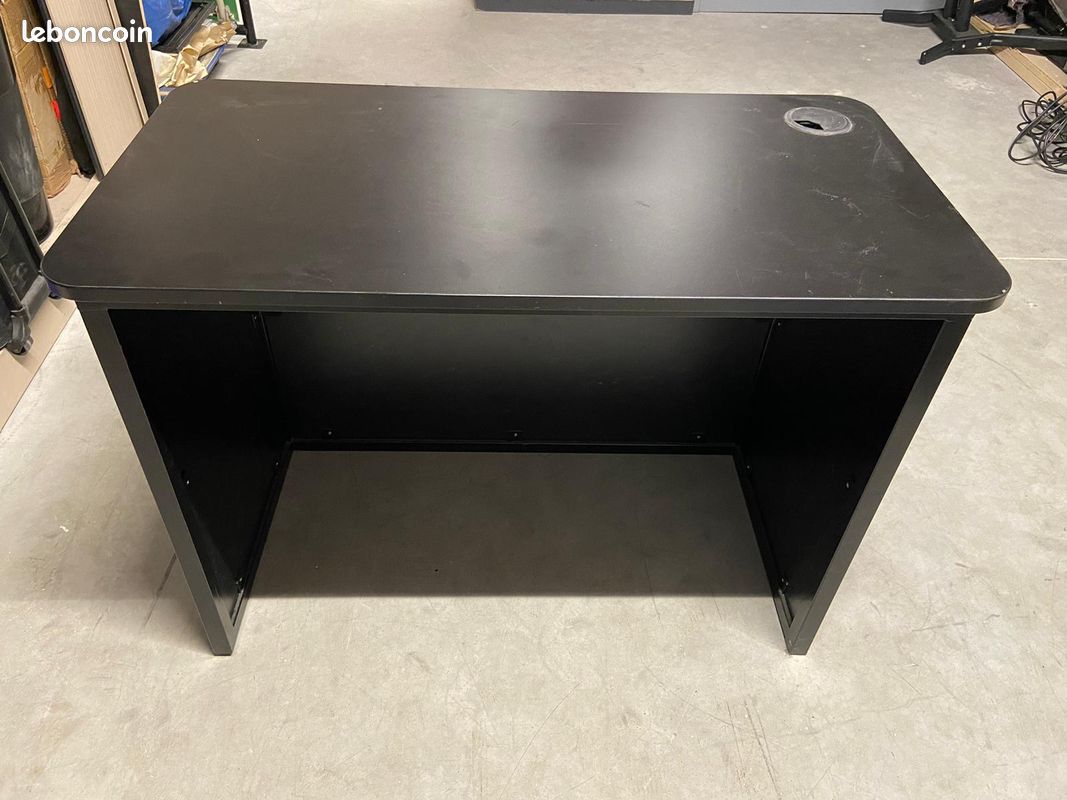 Bureau noir (image 1)