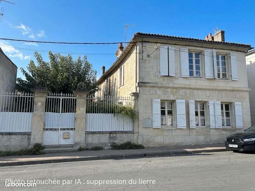 Maison 7 pièces 190 m² · à Saint-Jean-d'Angély · 190 m² · 213 000 €