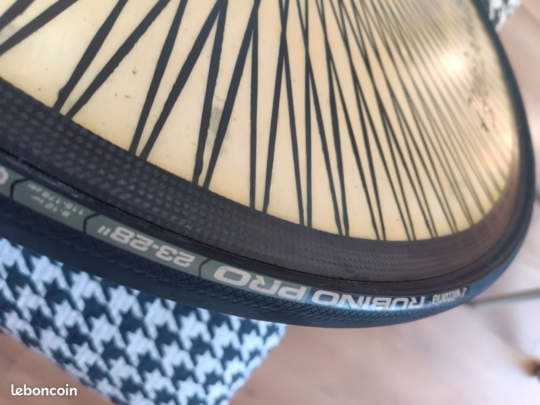 copy of ROUE ARRIERE MAVIC COSMIC SL 45 DCL 700 12X142 - Rêve de Vélo