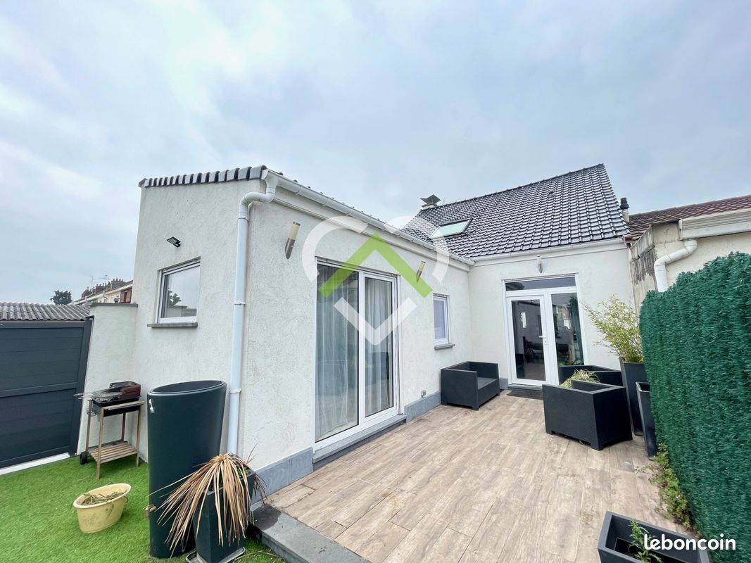 Maison 4 pièces 93 m² · à Lesquin · 93 m² · 334 000 €