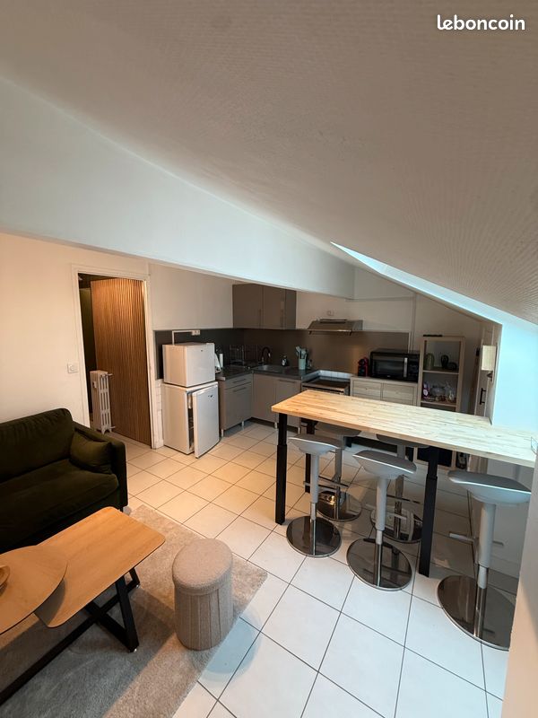 Appartement 2 pièces 43 m² · à Saint-Étienne · 43 m² · 420 €